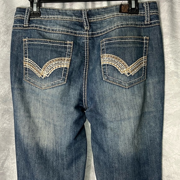 Earl Jean Denim Rolled Cuff Capris - size 8 - Picture 5 of 11